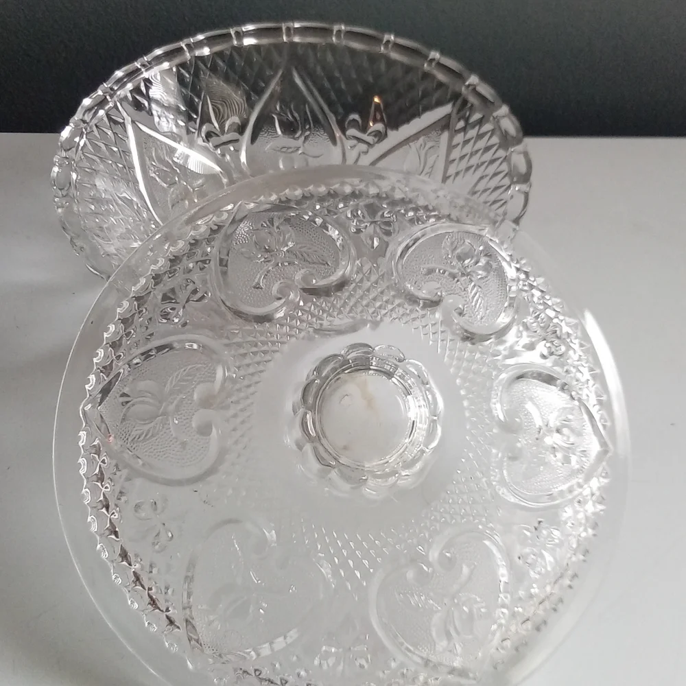 Clear Crystal Glass Footed Bowl With Dome Shape Lid Heart Etched Vintage Serving
